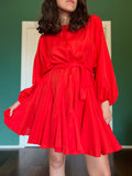 Abito con cintura satin aragosta