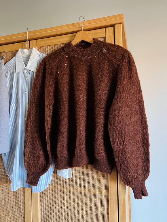 Maglione marrone maniche a sbuffo