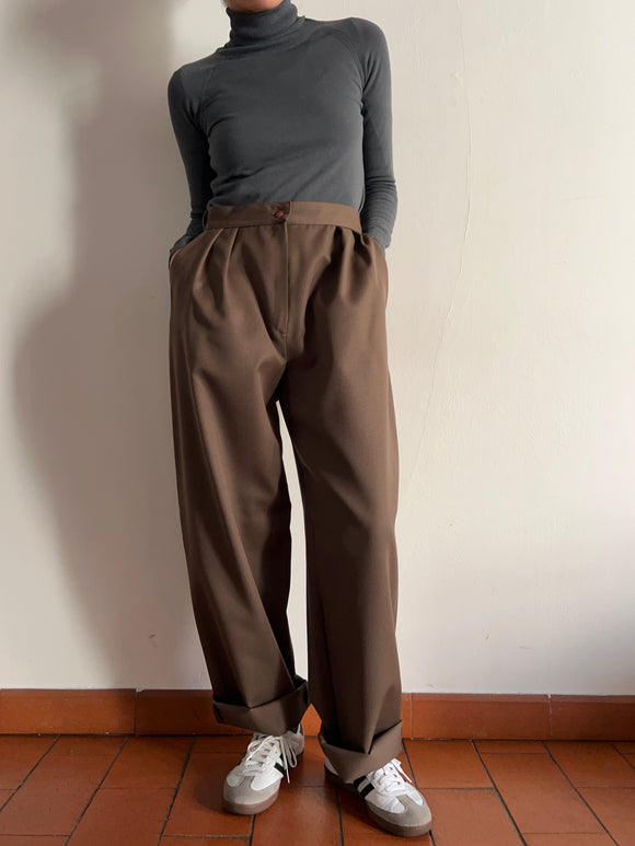 Pantalone di lana ampio con pince