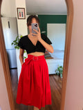 Gonna ampia rossa con cintura
