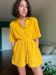 Pantaloncino in garza di cotone giallo senape