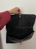 Pochette nera arricciata
