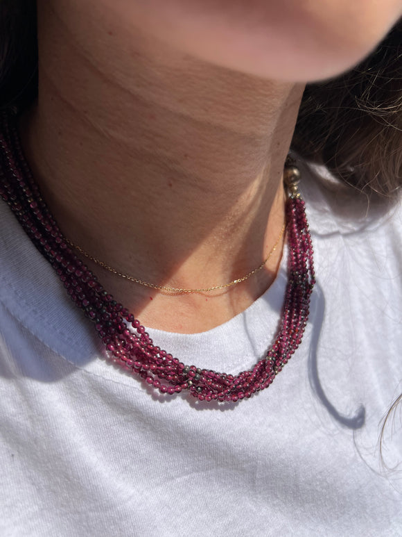 Collana perline vinaccia