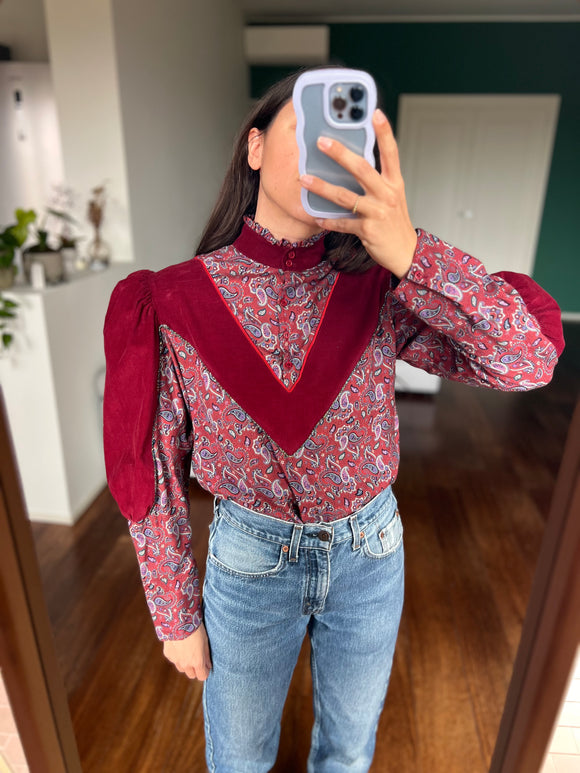 Camicia con inserti in velluto bordeaux