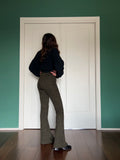 Pantalone a zampa in maglina verde maculato