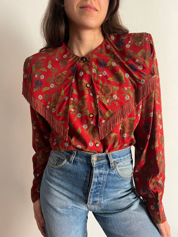 Camicia rossa con frange