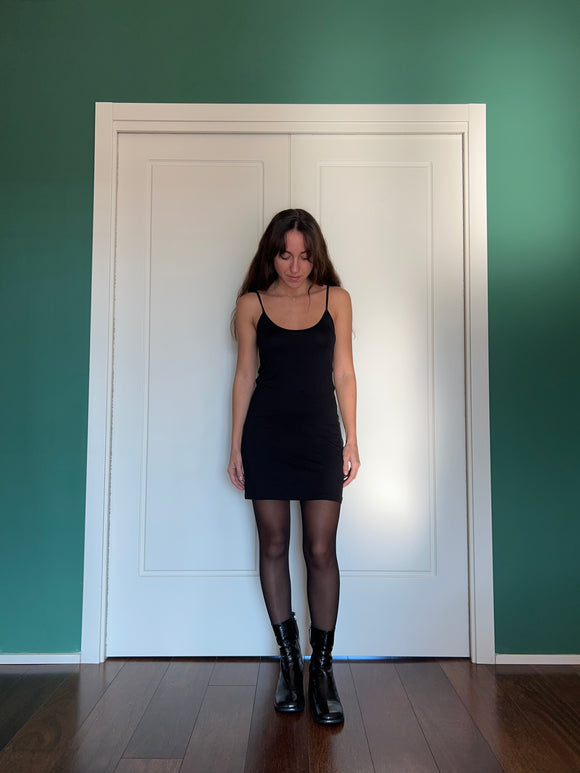 PRE ORDINE • Sottoveste corta nera