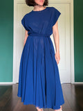 Abito con cintura lungo senza maniche voile blu