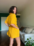 Pantaloncino in garza di cotone giallo senape