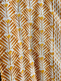Pareo giallo e arancione