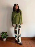 PRE ORDINE • Pantalone a zampa fiori ottanio