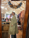 Trench classico scampanato