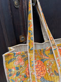 Maxi borsa trapuntata in velluto • senape
