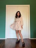 Abito con cintura satin beige