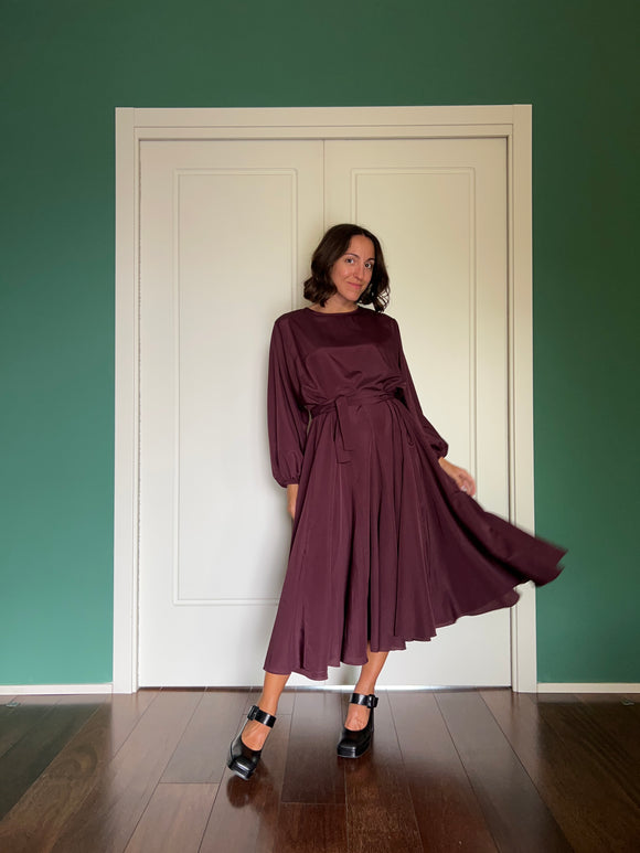 Abito lungo con cintura satin vinaccia chiaro