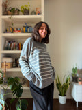 PRE ORDINE • Maglione over grigio righe panna