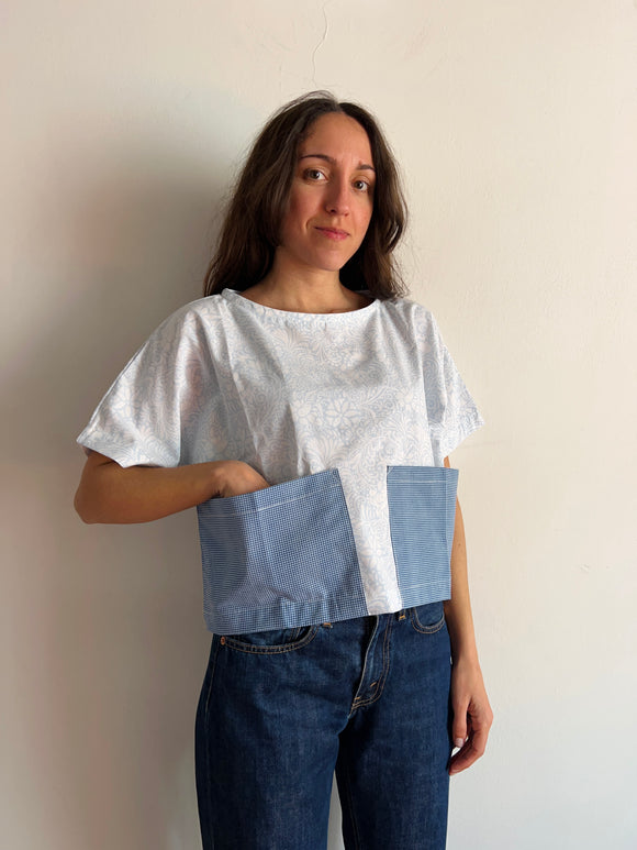 T-shirt Leggerissima con tasche • azzurra e blu