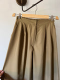 Pantalone sartoriale con le pince satin marroncino