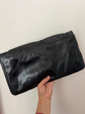 Pochette nera arricciata