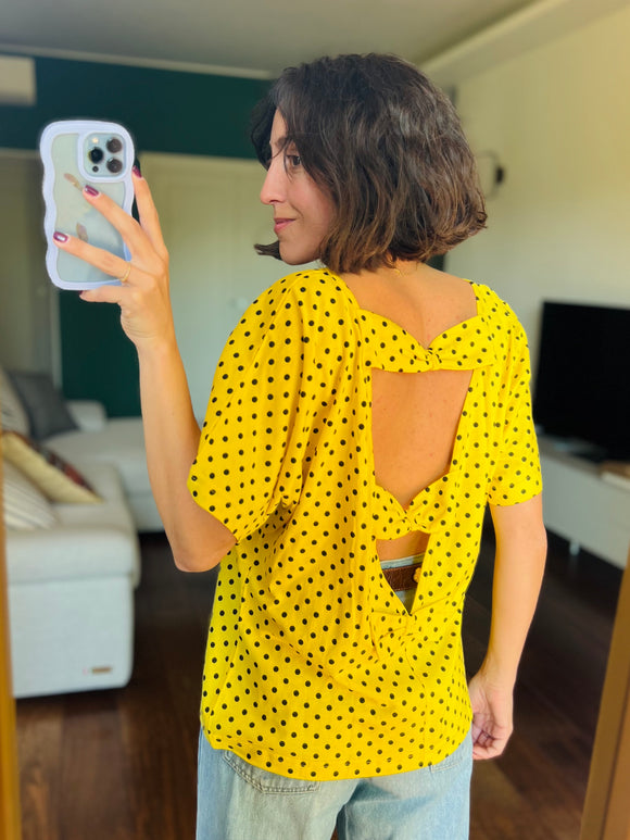 Maglietta schiena nuda gialla pois