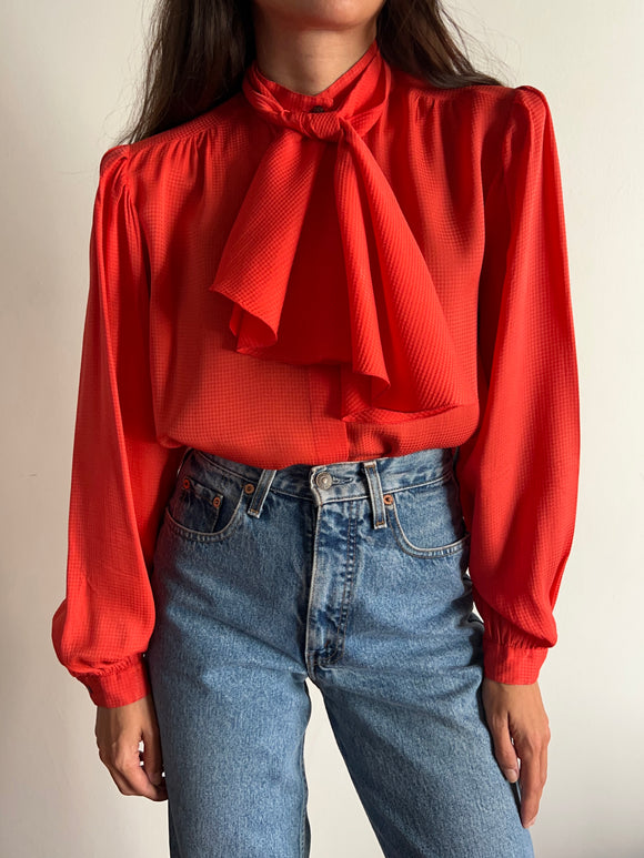 Camicia corallo con cravattino