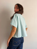 T-shirt Leggerissima con tasche • verde acqua fiorellini gialli