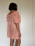 Abito corto rosa fluffy