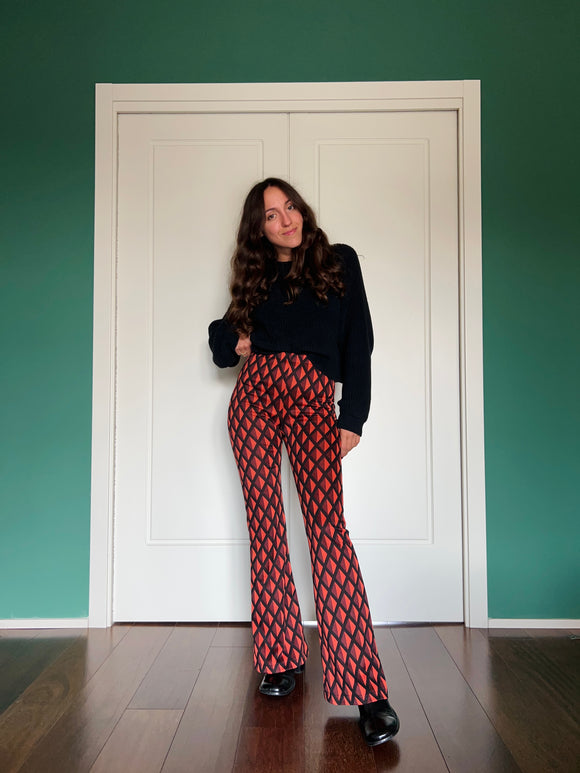 PRE ORDINE • Pantalone a zampa in maglina rombi