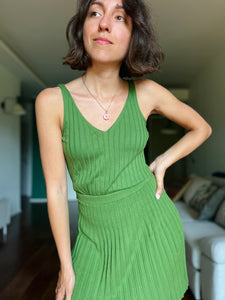 Top a coste in maglia di cotone pistacchio