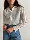 Camicia antica bianca ricamata