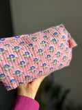 Beauty case di cotone rosa fiori blu
