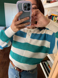 Maglione a righe azzurre e verdi