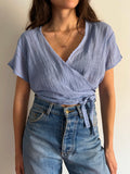 Top incrociato azzurro