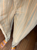 Pantalone taglio maschile a righe