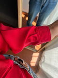 Camicia di seta rossa con tasche