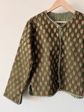 Giacca trapuntata double-face • modello senza collo • verde