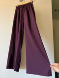 Pantalone sartoriale ampio satin melanzana