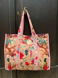 Maxi borsa trapuntata in velluto • rosa