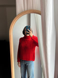 Maglione rosso a collo alto