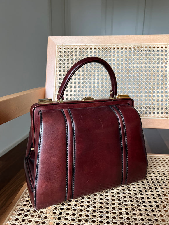 Borsa valigetta marrone un po’ bordeaux
