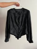 Camicia nera foglie
