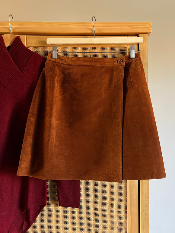 Gonna scamosciata a portafoglio