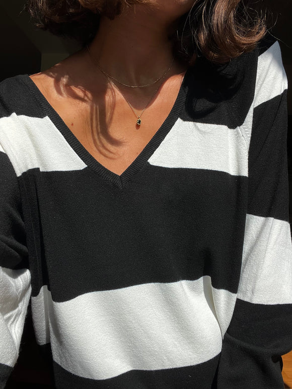 Pullover a righe bianche