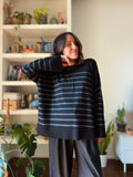 PRE ORDINE • Maglione over nero righe grigie