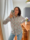 Camicia di cotone fiorellini di campo rossi