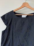 Maglietta sartoriale tessuto lavorato blu scuro