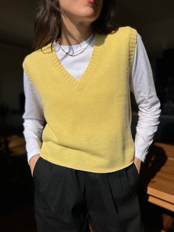 Gilet corto giallo pastello