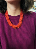 Collana fili di perline corallo