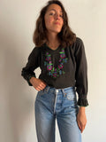 Blusa con ricamo colorato