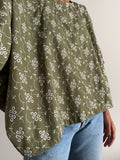 PRE ORDINE • Blusa oversize verde ricamata